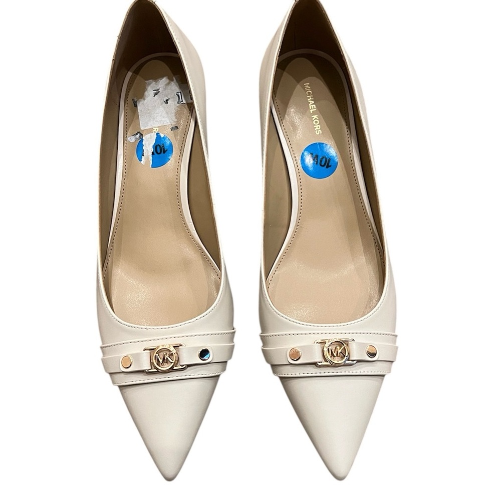Michael Kors Womens Mandy Flex Kitten Pump